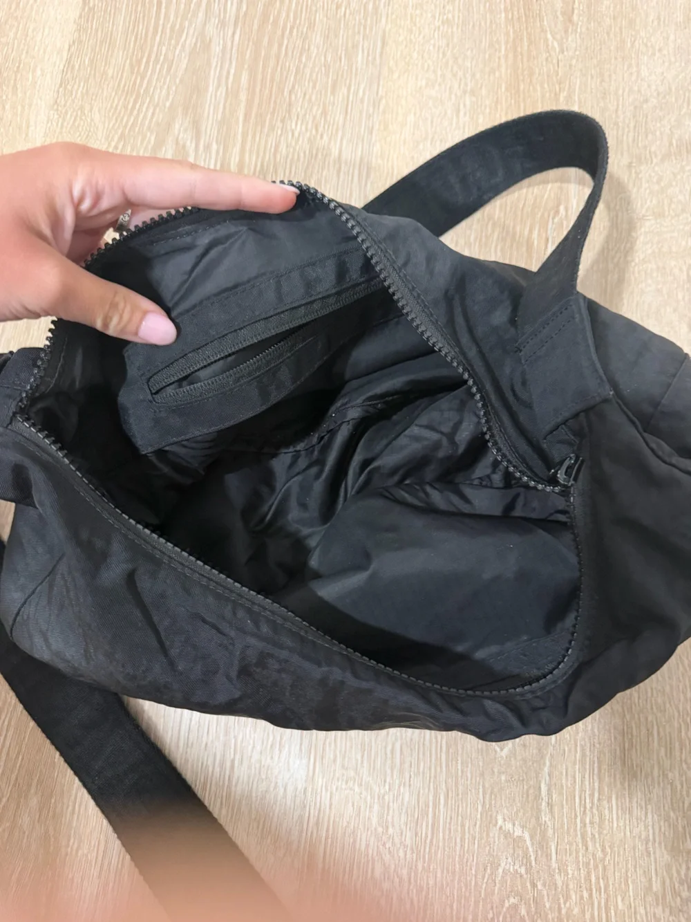 BAGGU Black Crossbody Bag